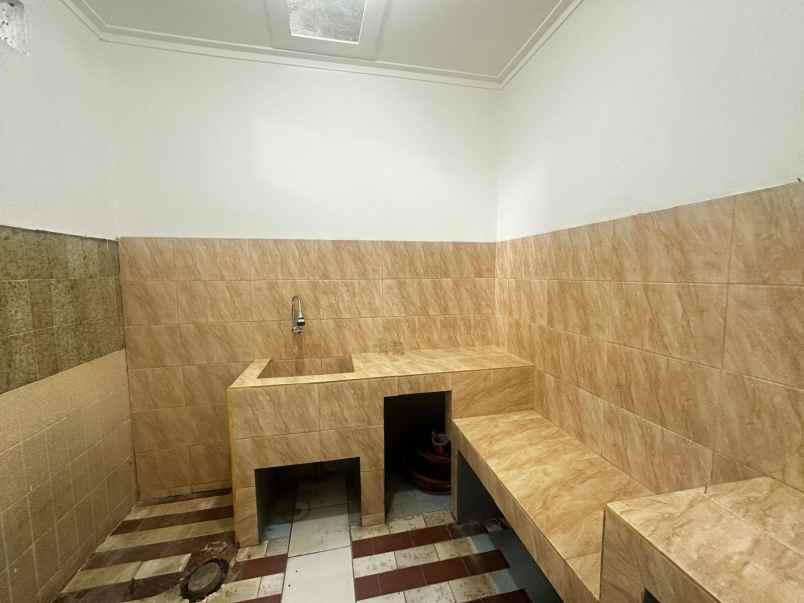 dijual rumah perum sapta taruna 2