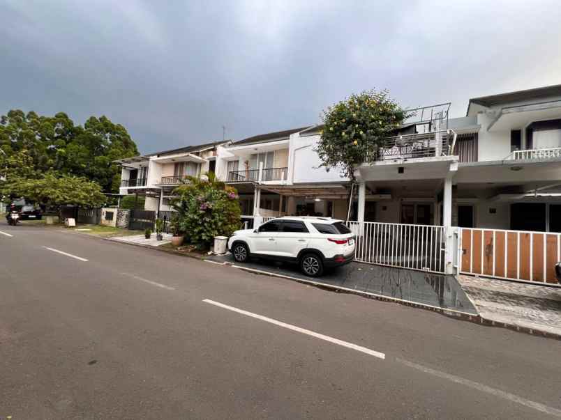 dijual rumah perumahan citragran cibubur