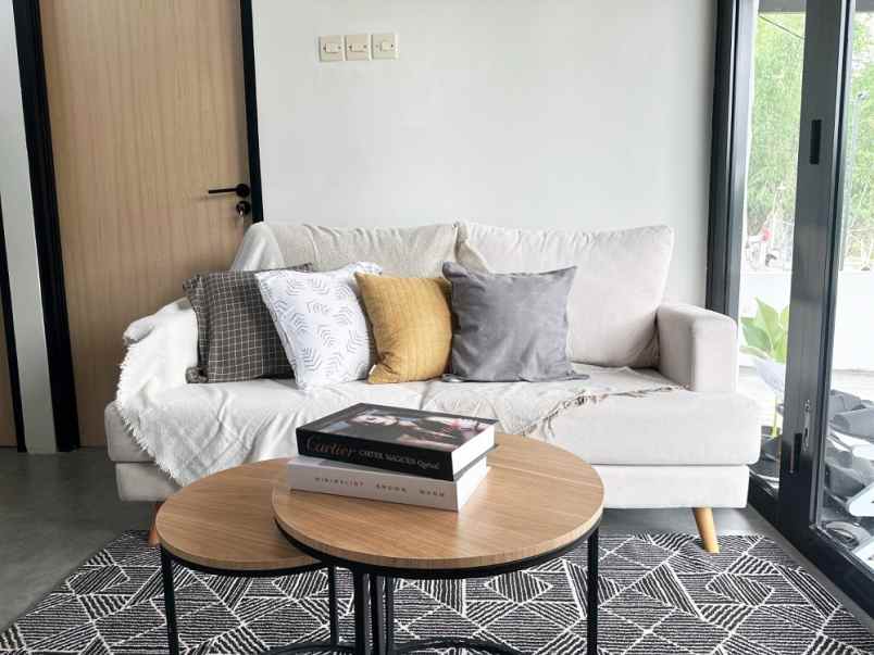 dijual rumah perumahan villa elawana