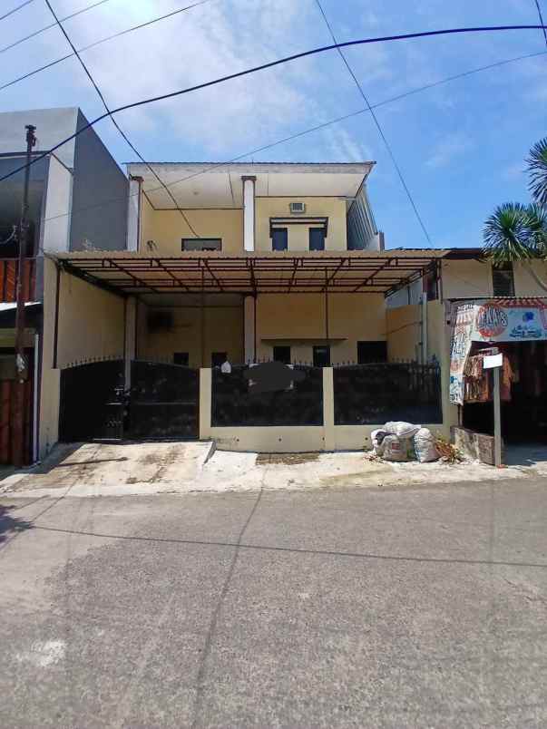 dijual rumah perumnas beji