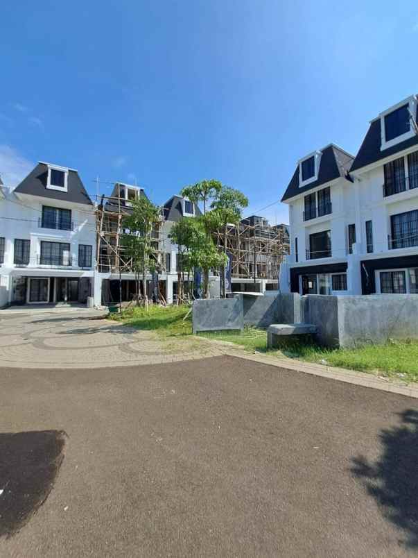 dijual rumah pesanggrahan bintaro