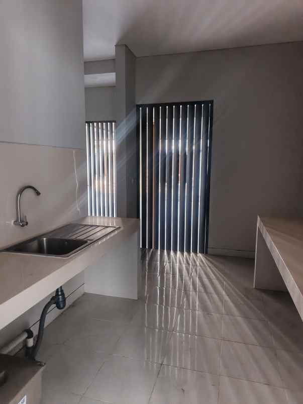 dijual rumah poj city semarang