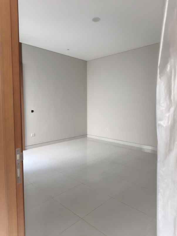 dijual rumah poj city semarang