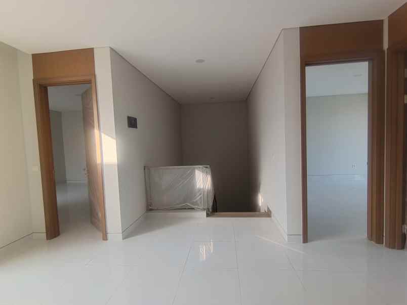 dijual rumah poj city semarang