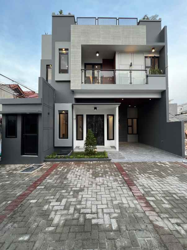 dijual rumah poltangan pejaten timur