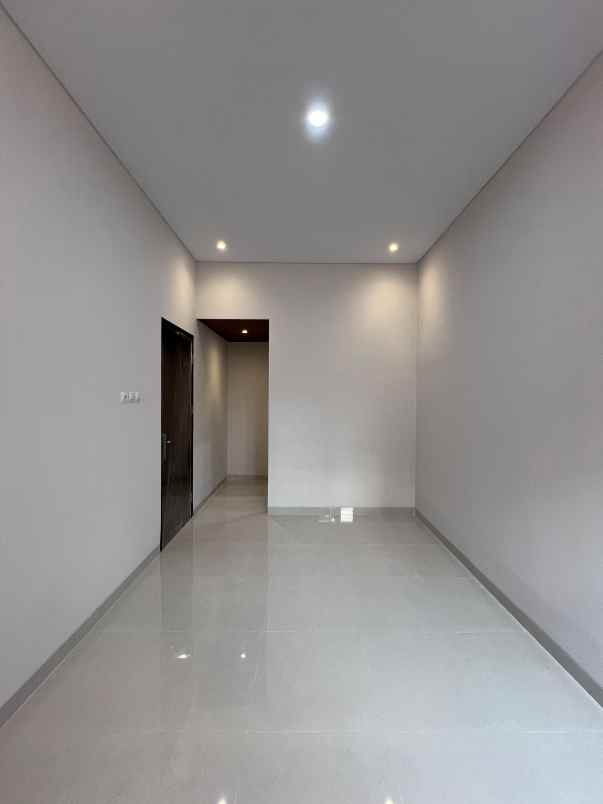 dijual rumah poltangan pejaten timur