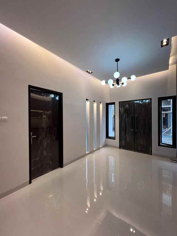 dijual rumah poltangan pejaten timur