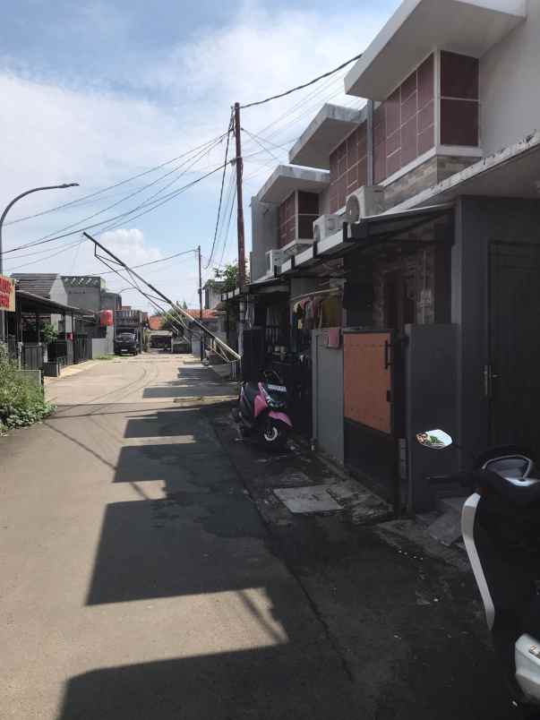 dijual rumah pondok benda pamulang