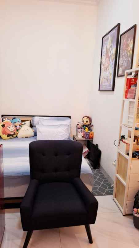 dijual rumah pondok kelapa