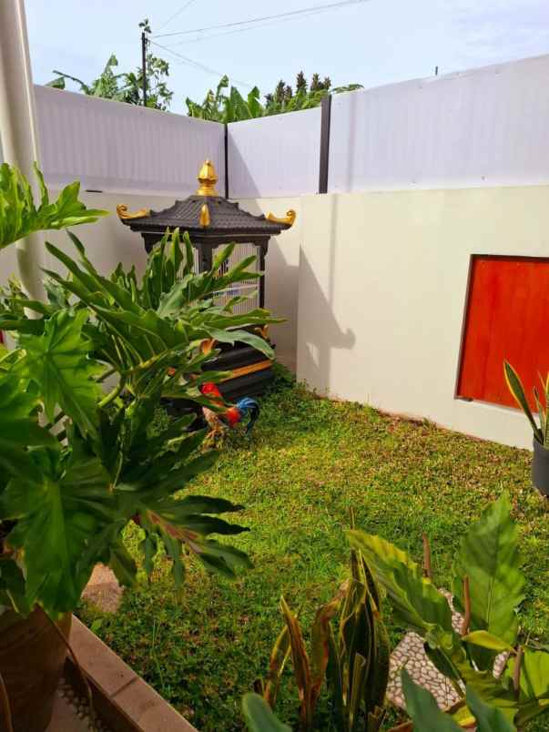 dijual rumah pondok kelapa