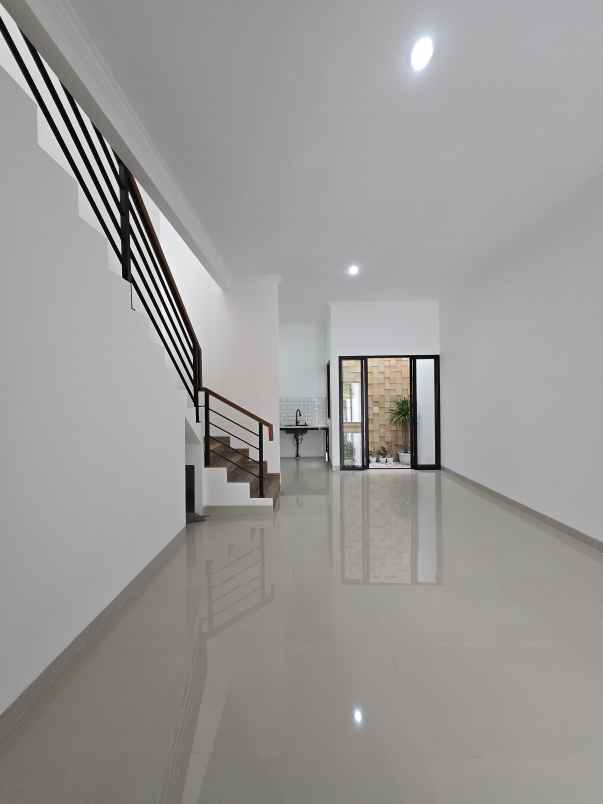 dijual rumah pondok kelapa jaktim