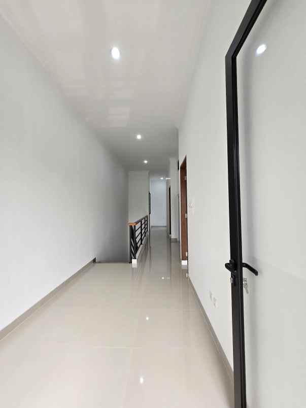 dijual rumah pondok kelapa jaktim