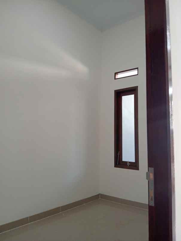 dijual rumah pondok ungu permai sektor