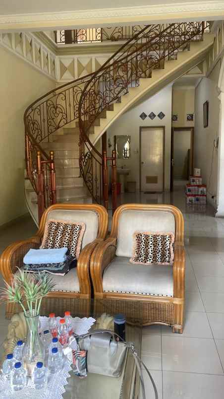 dijual rumah pulo gebang kec cakung