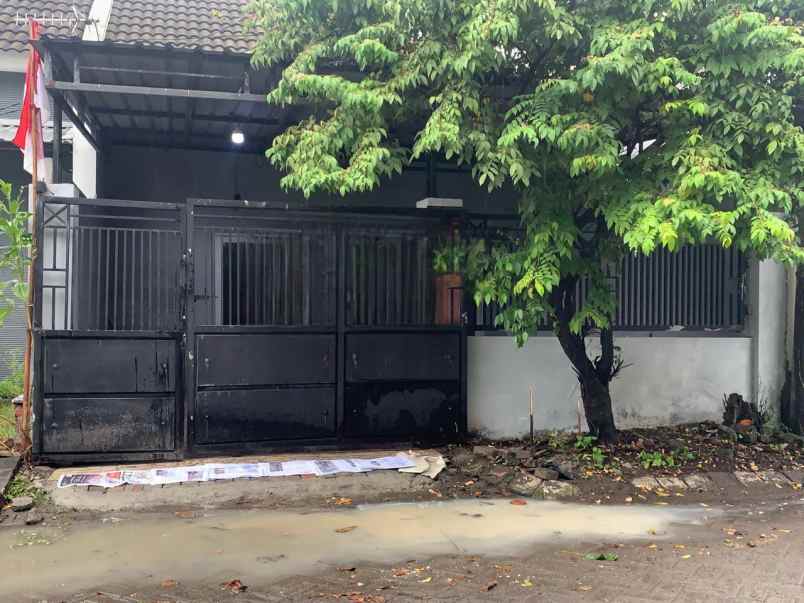 dijual rumah puri gunung anyar