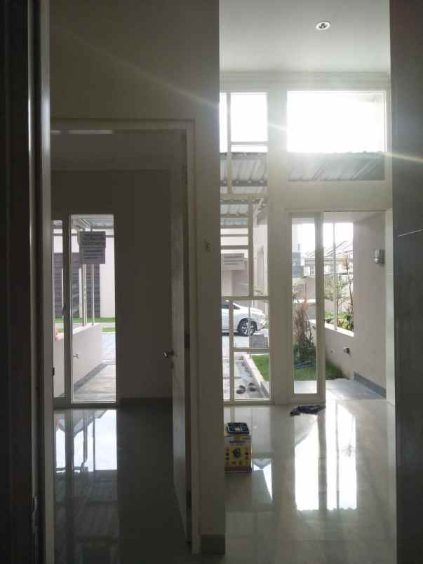 dijual rumah puri safira