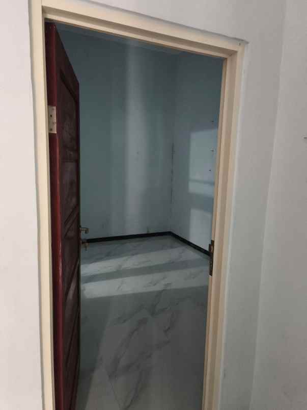 dijual rumah puri safira regency