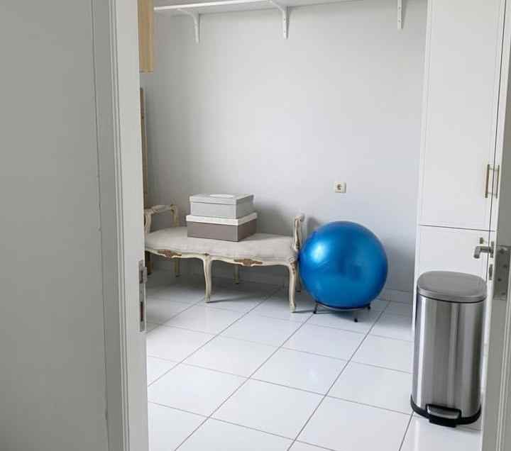 dijual rumah puri surya jaya taman boston