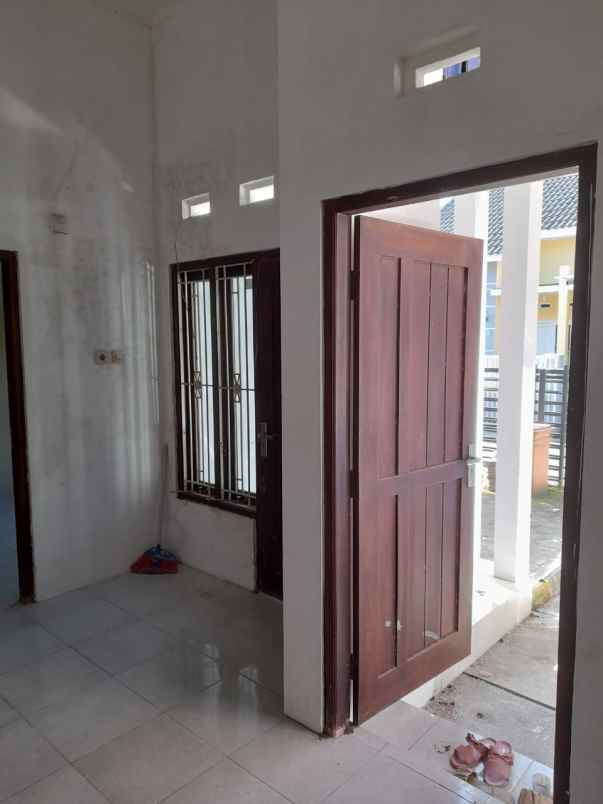 dijual rumah purwomartani