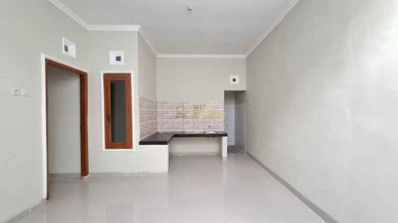 dijual rumah purwomartani kalasan