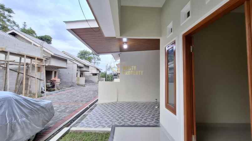 dijual rumah purwomartani kalasan