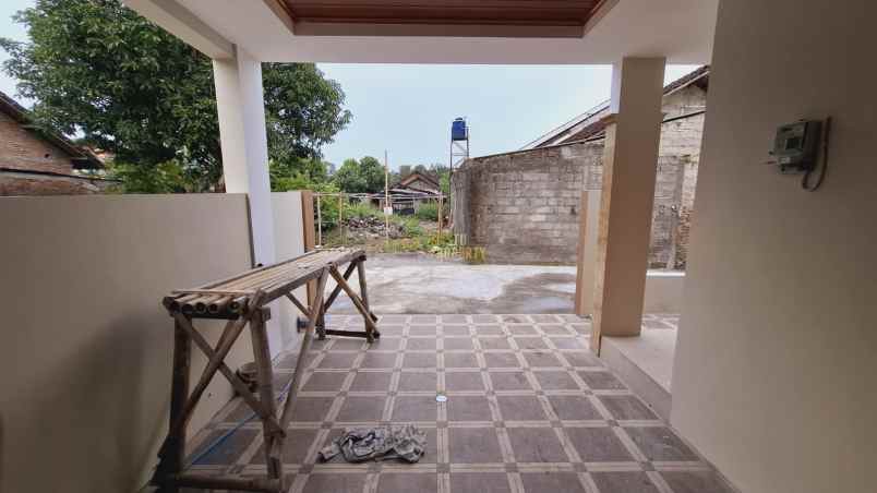 dijual rumah purwomartani kec kalasan