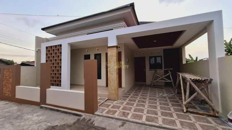 dijual rumah purwomartani kec kalasan