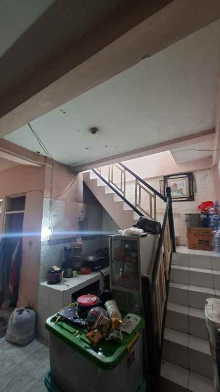 dijual rumah ra jih