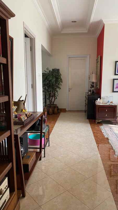 dijual rumah raffles hills housing