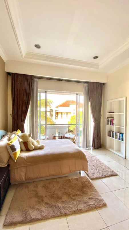 dijual rumah raffles hills housing