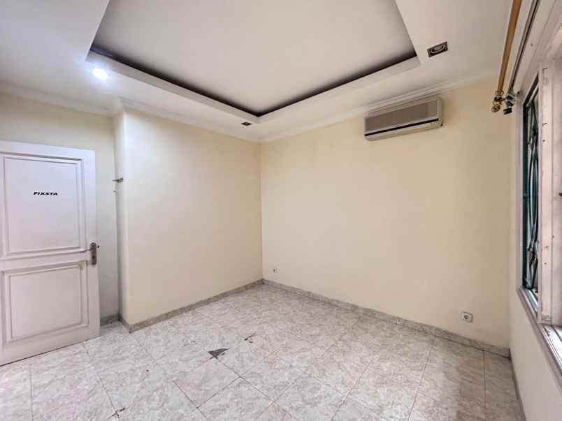 dijual rumah raffless hills cibubur