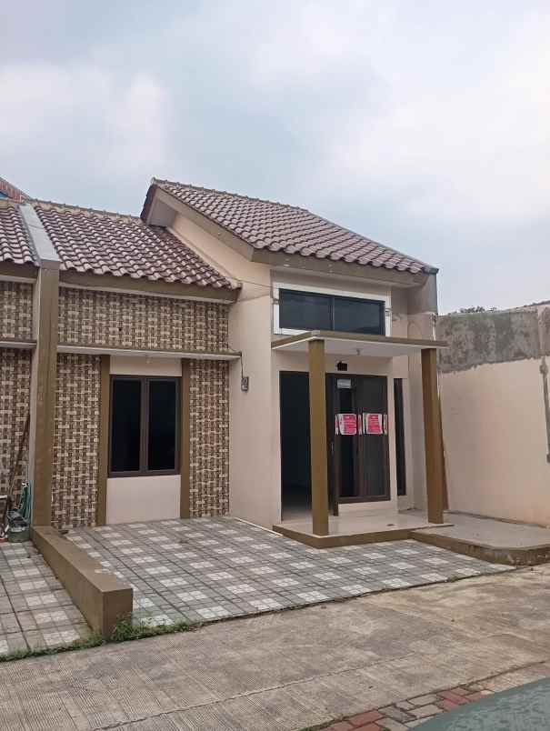 dijual rumah rangkapan jaya baru