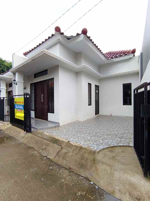 dijual rumah rangkapan jaya depok
