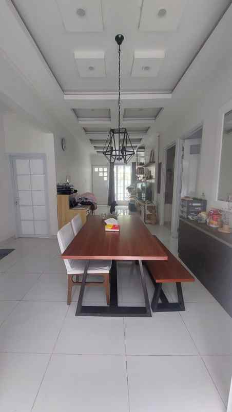 dijual rumah rapi terawat di kemang pratama 2 bekasi