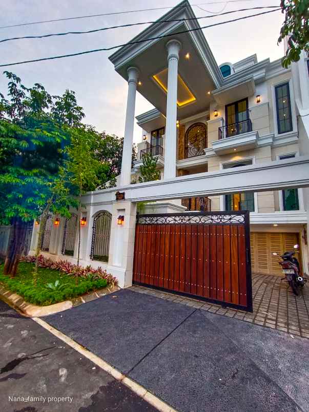 dijual rumah ready dalam komplek cilandak lebak bulus