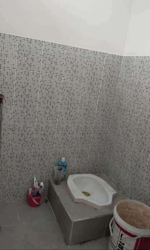 dijual rumah royal emran kedamean