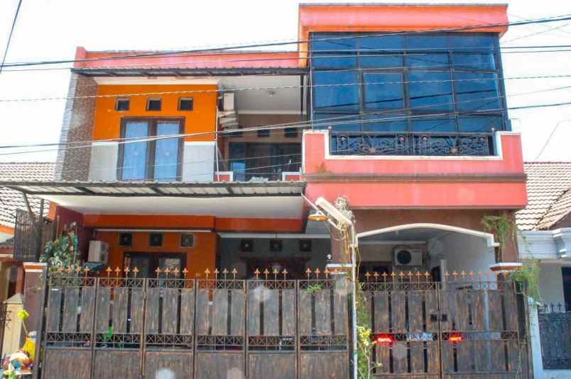 dijual rumah rungkut mapan