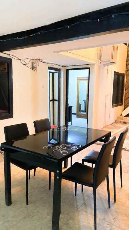 dijual rumah rungkut mejoyo