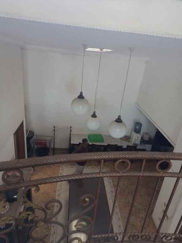 dijual rumah rungkut menanggal harapan