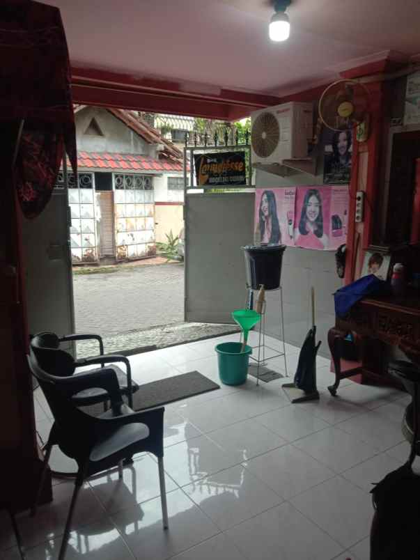 dijual rumah rungkut permai