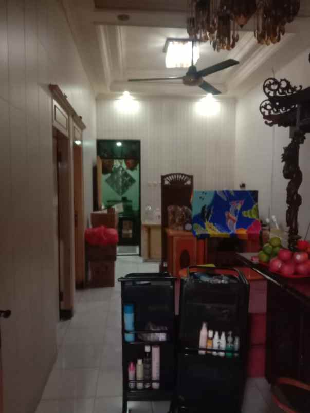 dijual rumah rungkut permai