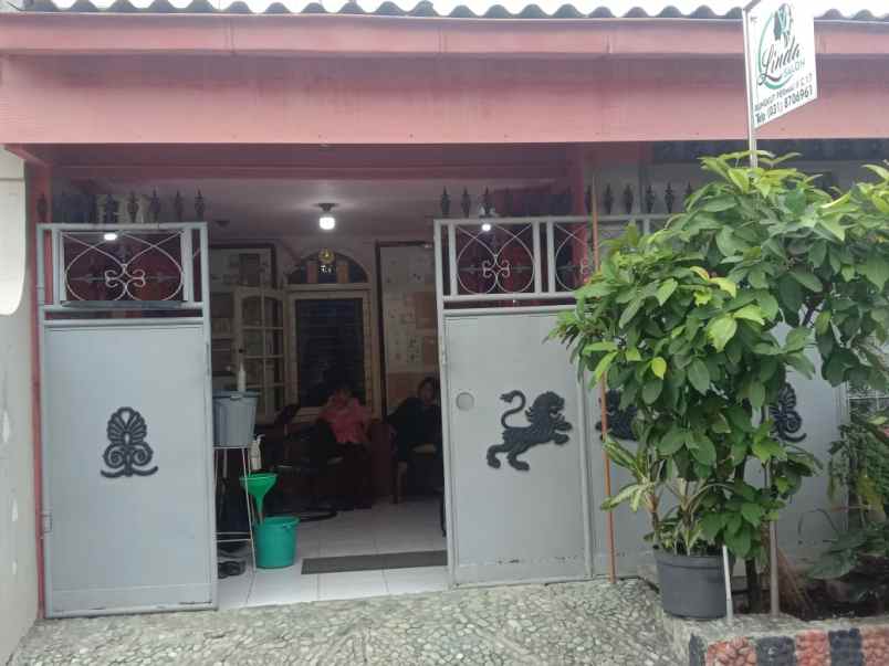 dijual rumah rungkut permai