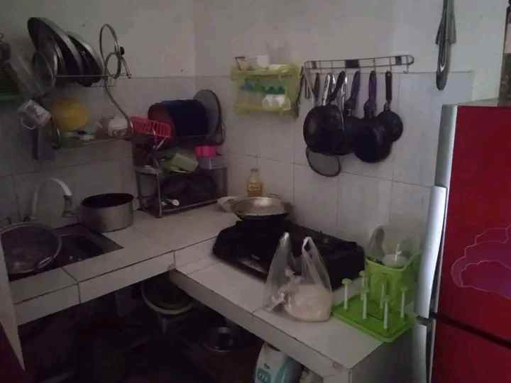 dijual rumah secondary non cluster ciherang depok