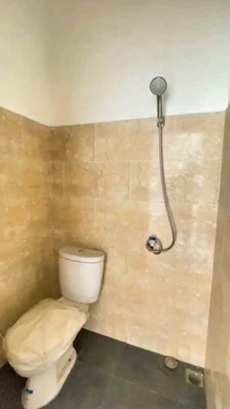dijual rumah setu