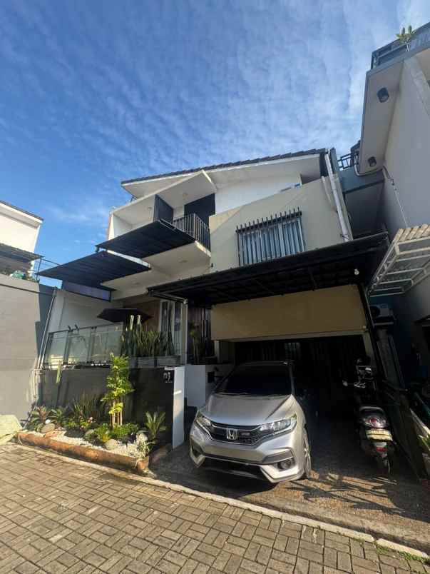 dijual rumah setu cipayung jakarta timur