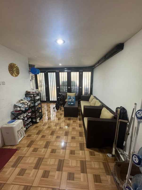 dijual rumah setu cipayung jakarta timur