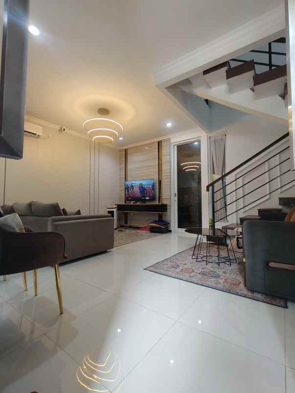 dijual rumah setu cipayung jakarta timur