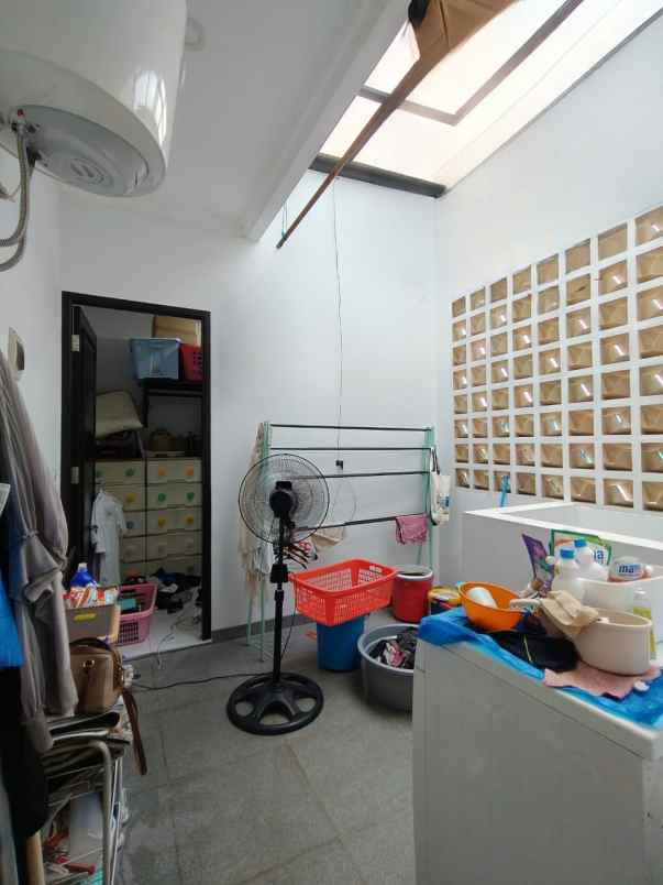 dijual rumah setu cipayung jaktim