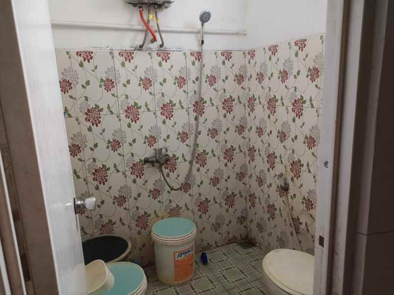 dijual rumah siap huni strategis