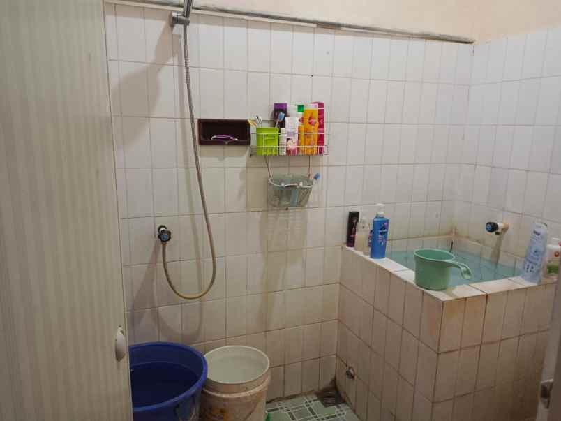 dijual rumah siap huni strategis